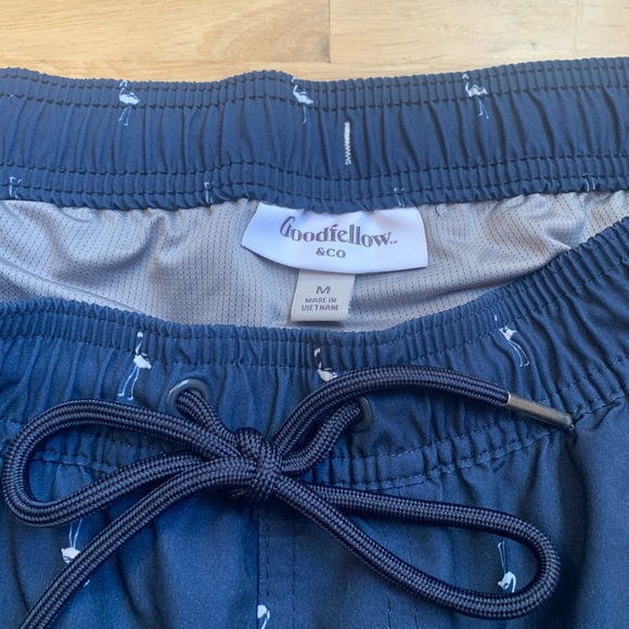 Men’s Goodfellow Flamingo Swim Trunks - Picture 3 of 6